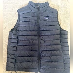NWOT Patagonia Men’s Down Sweater Vest